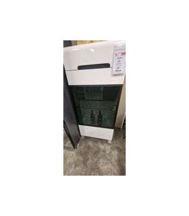 Vitriin HEKTOR SAALINÄIDIS