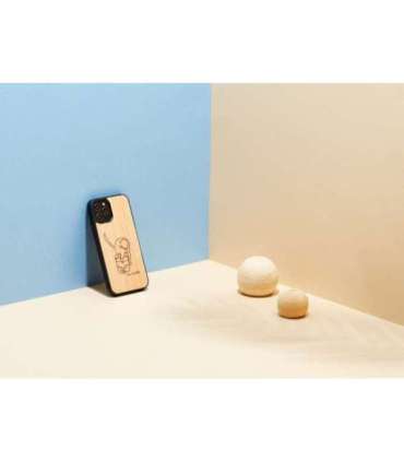 MAN&WOOD case for iPhone 12/12 Pro cat with red fish