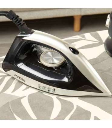 Petra PF01483VDEEU7 2600W Steam Station Black and Platinum