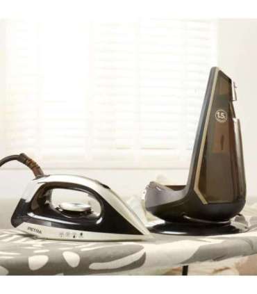 Petra PF01483VDEEU7 2600W Steam Station Black and Platinum