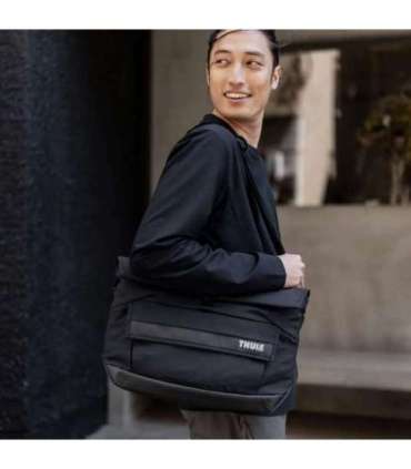 Thule 5007 Paramount Crossbody 14L Black