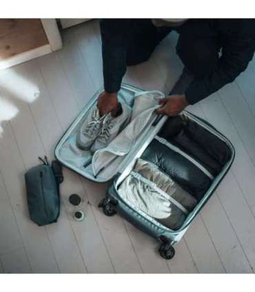 Thule 5020 Aion carry on spinner TARS122 Dark Slate