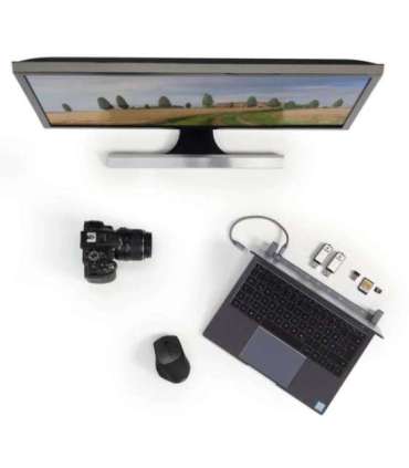 Hama 00200103 USB C Docking Station 9 Ports