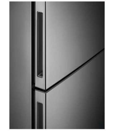 Fridge AEG RCB736E7MX