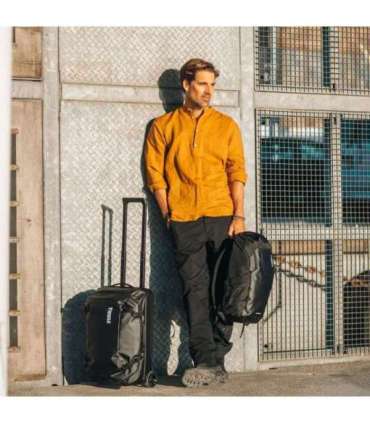 Thule 4985 Chasm Carry on Wheeled Duffel Bag 40L Black
