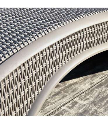 Lamamistool NEWPORT hallikasbeež plastik