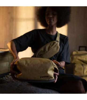 Thule 5228 Aion Toiletry  Bag Nutria