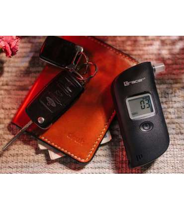 Tracer 47556 BreathEZ-1 Alcohol Tester