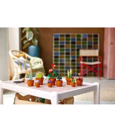 LEGO ICONS 10329 TINY PLANTS