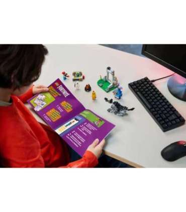 LEGO FORTNITE 77075 Peely & Sparkplug's Camp