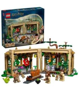 LEGO HARRY POTTER 76445 Hogwarts Castle - Herbology Class
