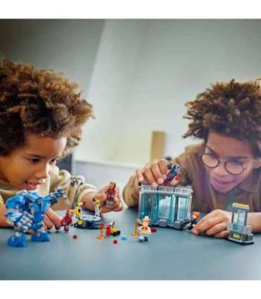 LEGO MARVEL 76315 Iron Man’s Laboratory: Hall of Armor