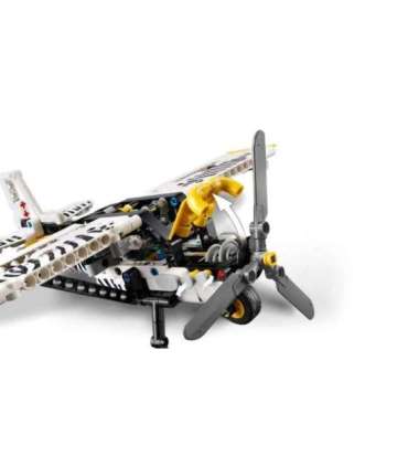 LEGO TECHNIC 42198 Transport plane