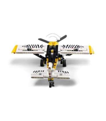LEGO TECHNIC 42198 Transport plane