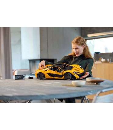 LEGO TECHNIC 42172 McLaren P1
