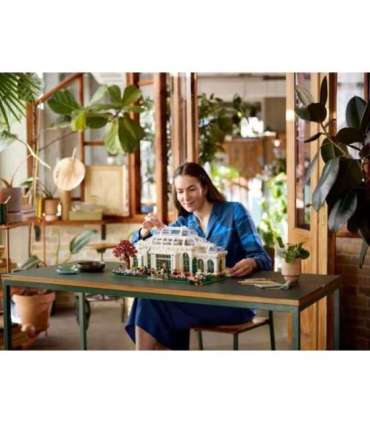 LEGO IDEAS 21353 Botanical Garden