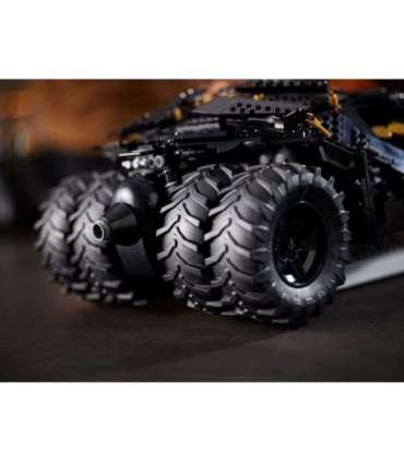 LEGO SUPER HEROES 76240 BATMOBILE TUMBLER