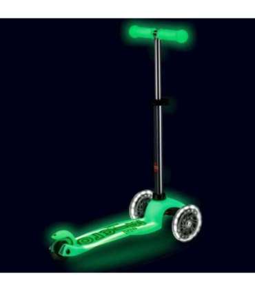 Mini Micro Deluxe Glow LED Plus Icy Lime scooter