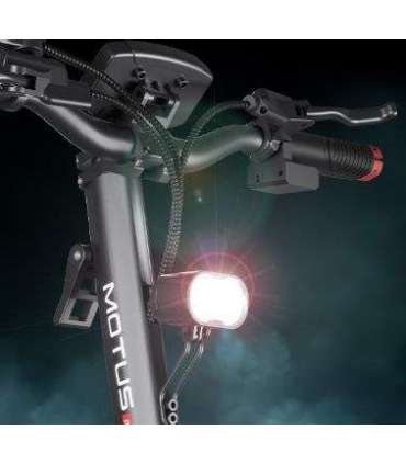 Motus Pro 10 Daytona scooter