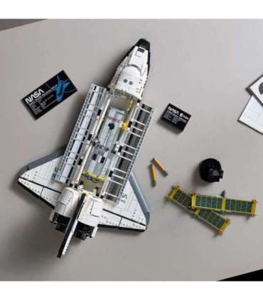 LEGO ICONS 10283 DISCOVERY SHUTTLE NASA