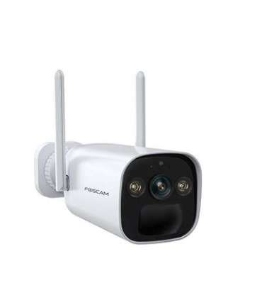 Foscam BP4 camera with solar panel