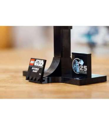 LEGO STAR WARS 75377 Invisible Hand