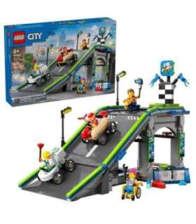 LEGO CITY 60460 No Limits: Race Car Ramp Truck