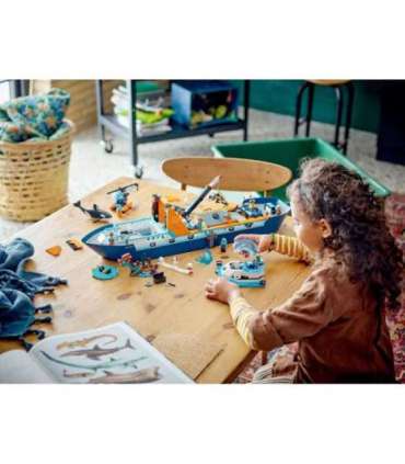 LEGO CITY 60368 ARCTIC EXPLORER SHIP