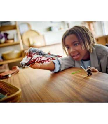 LEGO STAR WARS 75401 Ahsoka's Jedi Interceptor