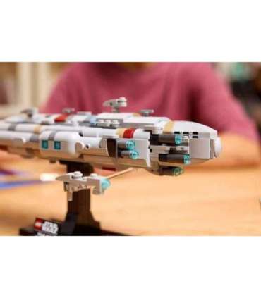 LEGO STAR WARS 75405 Home One Starcruiser