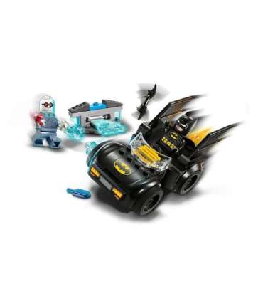 LEGO BATMAN 76301 Batman & Batmobile vs. Mr. Freeze