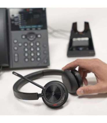 Poly Voyager 4320-M +USB-A to USB-C Cable +BT700 dongle