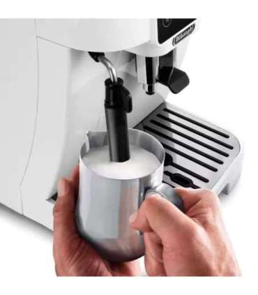 Espresso machine DeLonghi ECAM 220.20.W