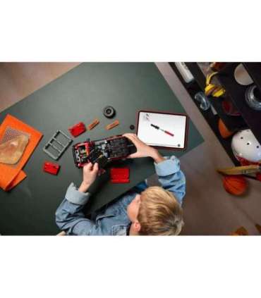 LEGO TECHNIC 42213 Ford Bronco SUV