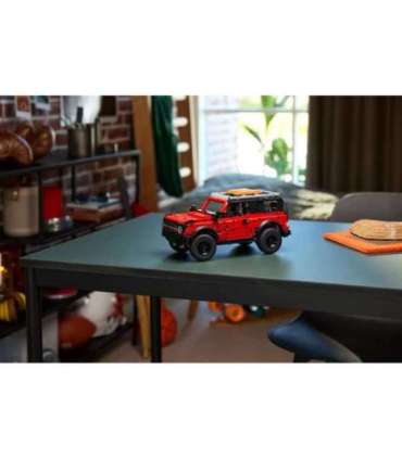 LEGO TECHNIC 42213 Ford Bronco SUV