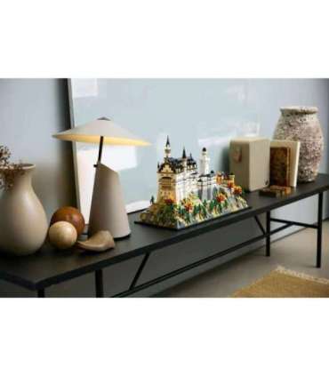 LEGO ARCHITECTURE 21063 Neuschwanstein Castle