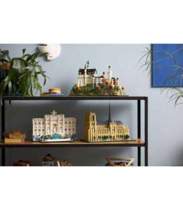 LEGO ARCHITECTURE 21063 Neuschwanstein Castle