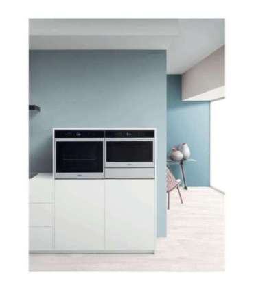 Whirlpool W7 OM4 4S1 P BL 73 L Black