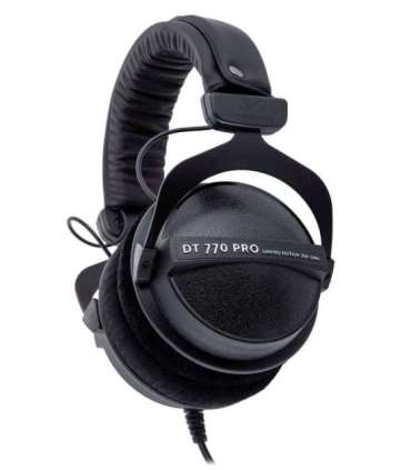Beyerdynamic DT 770 PRO 250 OHM Black Limited Edition - closed studio headphones