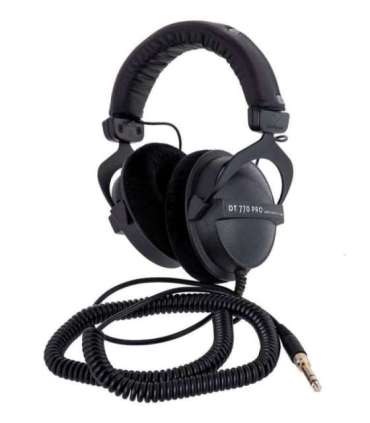Beyerdynamic DT 770 PRO 250 OHM Black Limited Edition - closed studio headphones