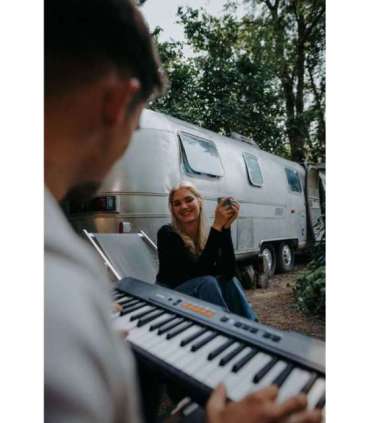 Casio CT-S100 digital piano 61 keys Black, White