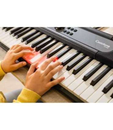 Casio LK-S450 synthesizer Digital synthesizer 61 Black