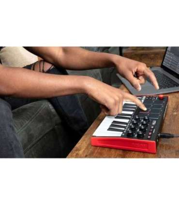 AKAI MPK Mini MK3 Control keyboard Pad controller MIDI USB Black, Red