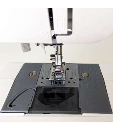 BROTHER RH127 SEWING MACHINE