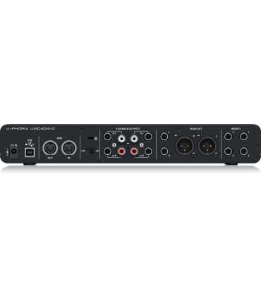 Behringer UMC404HD recording audio interface