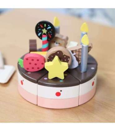 CLASSIC WORLD деревянный торт на день рождения для нарезания, 19 элементов