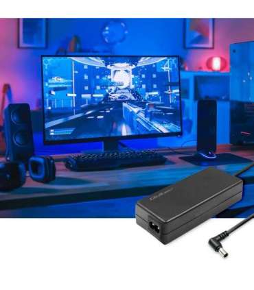 Qoltec 52400 power adapter/inverter Indoor 30 W Black