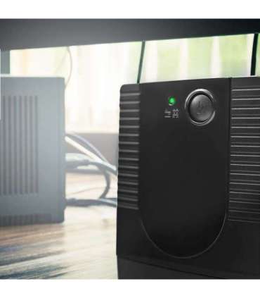 Qoltec 53772 uninterruptible power supply (UPS) Line-Interactive 0.65 kVA 360 W 1 AC outlet(s)