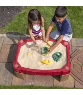 STEP2 Большой стол-песочница с крышкой и автотреком
