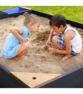 AXI suur liivakast mahutitega, istega ja kaanega